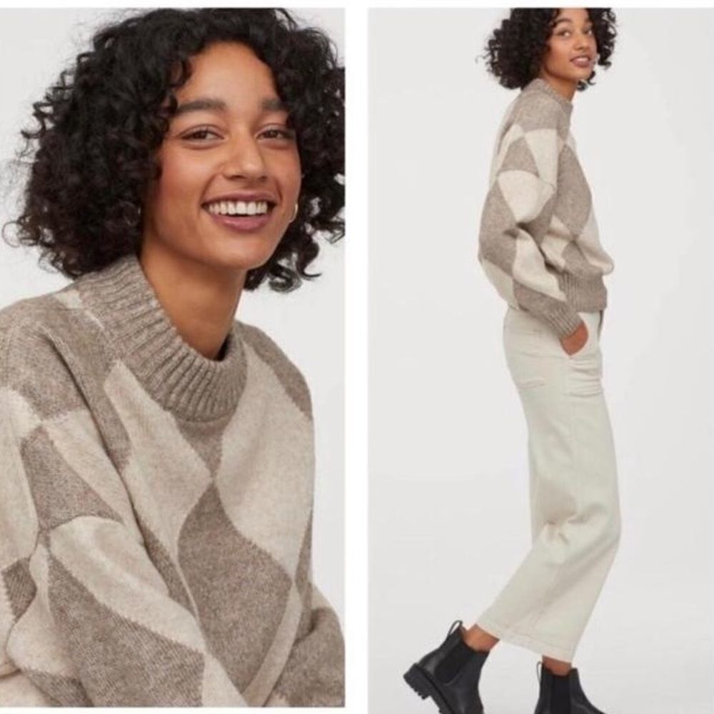 ✨ H&m Taupe/Cream/Beige Sweater✨